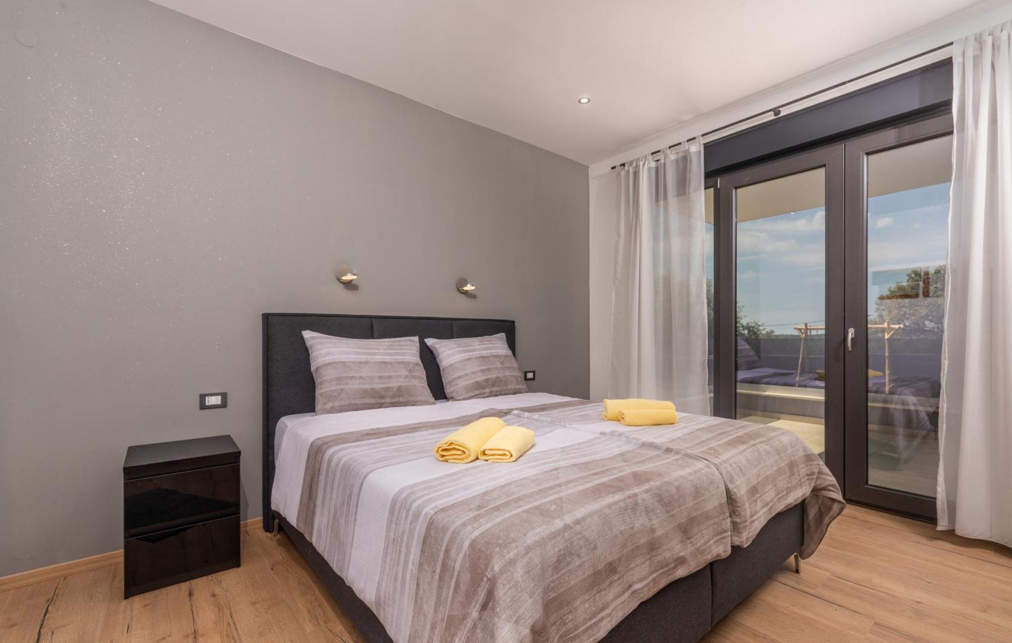 Villa Posidonia Near Pula With Sea View And Surrounded By Olive Trees Krnica Extérieur photo